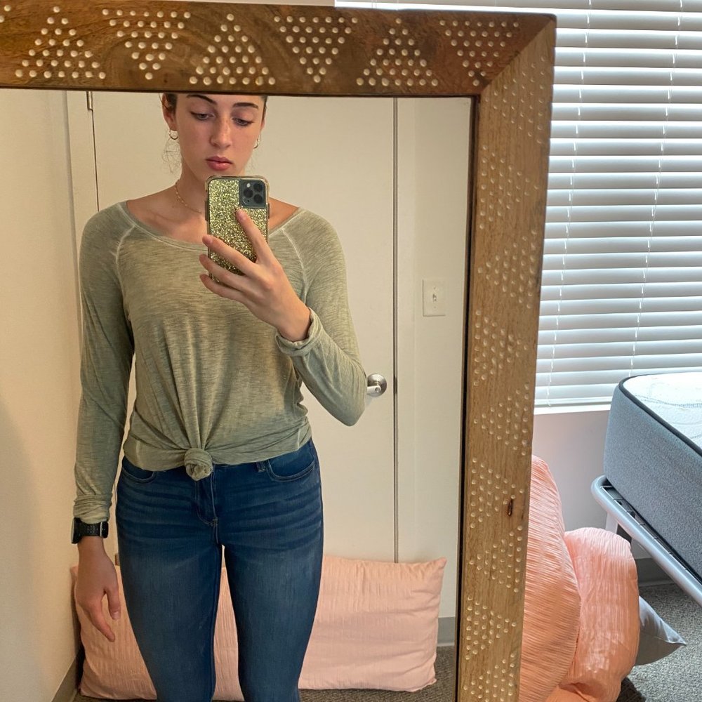 American Eagle Soft & Sexy Olive Green Long Sleeve